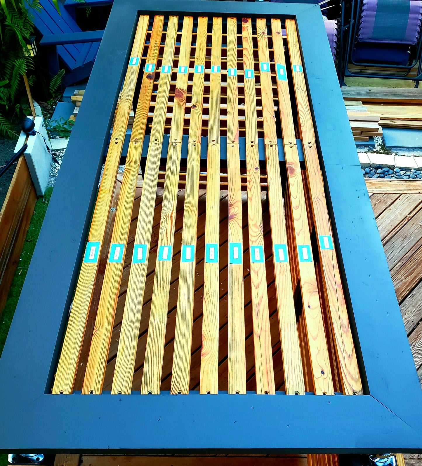 Modern Outdoor Screen